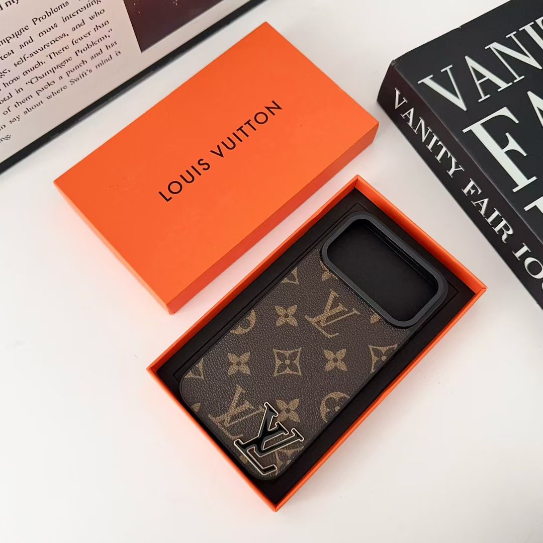 Louis Vuitton Monogram & Damier iPhone Case with Metal LV Badge – iPhone 13 to 18 Pro Max