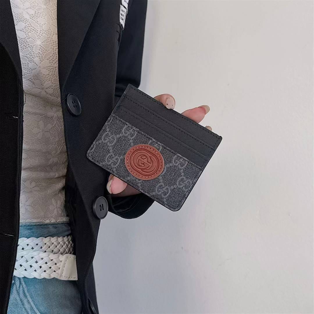 HypedEffects gucci gucci Logo Slim Wallet Card Holder