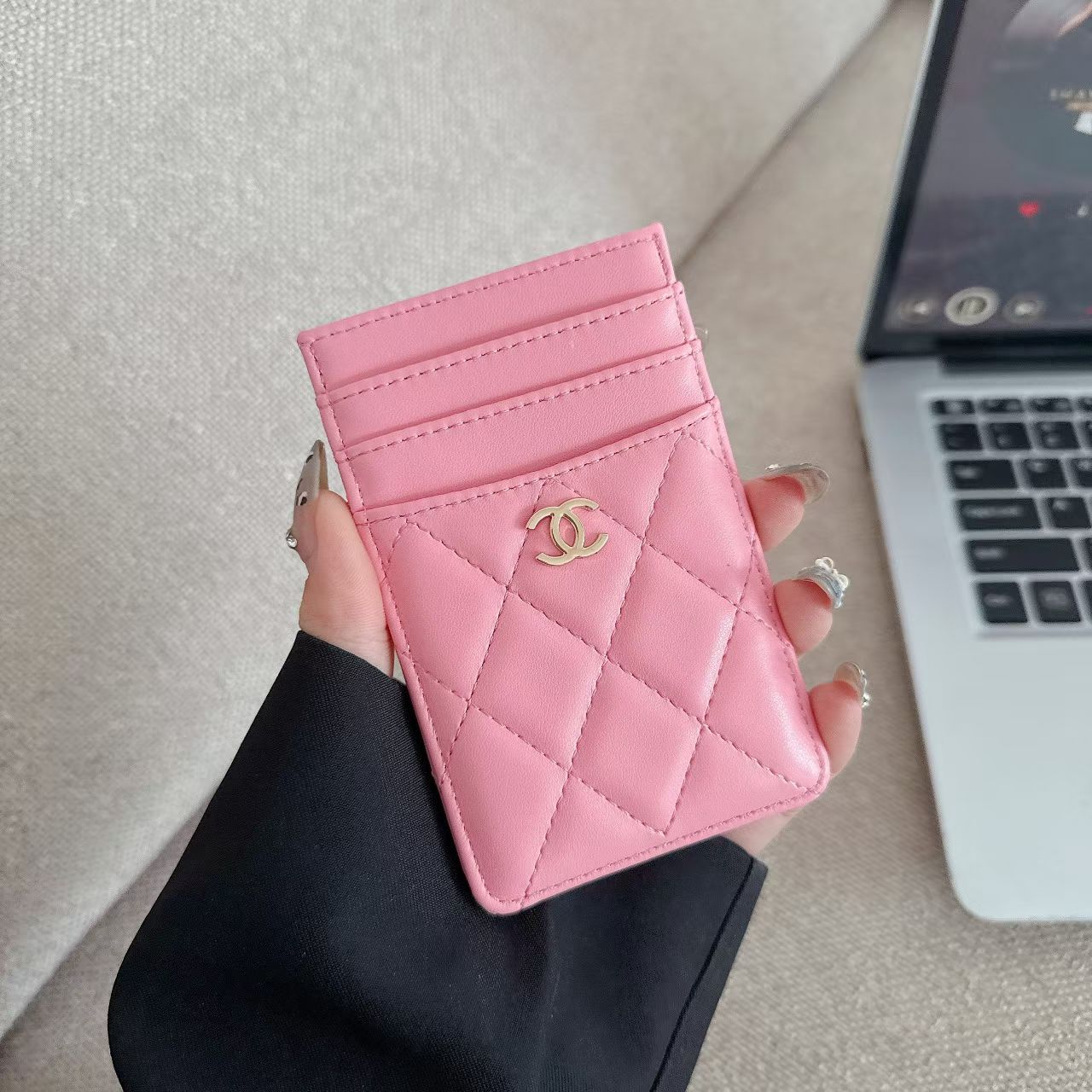 Chanel Quilted Slim Card Holder with Gold CC Logo – Multi-Slot Card Case