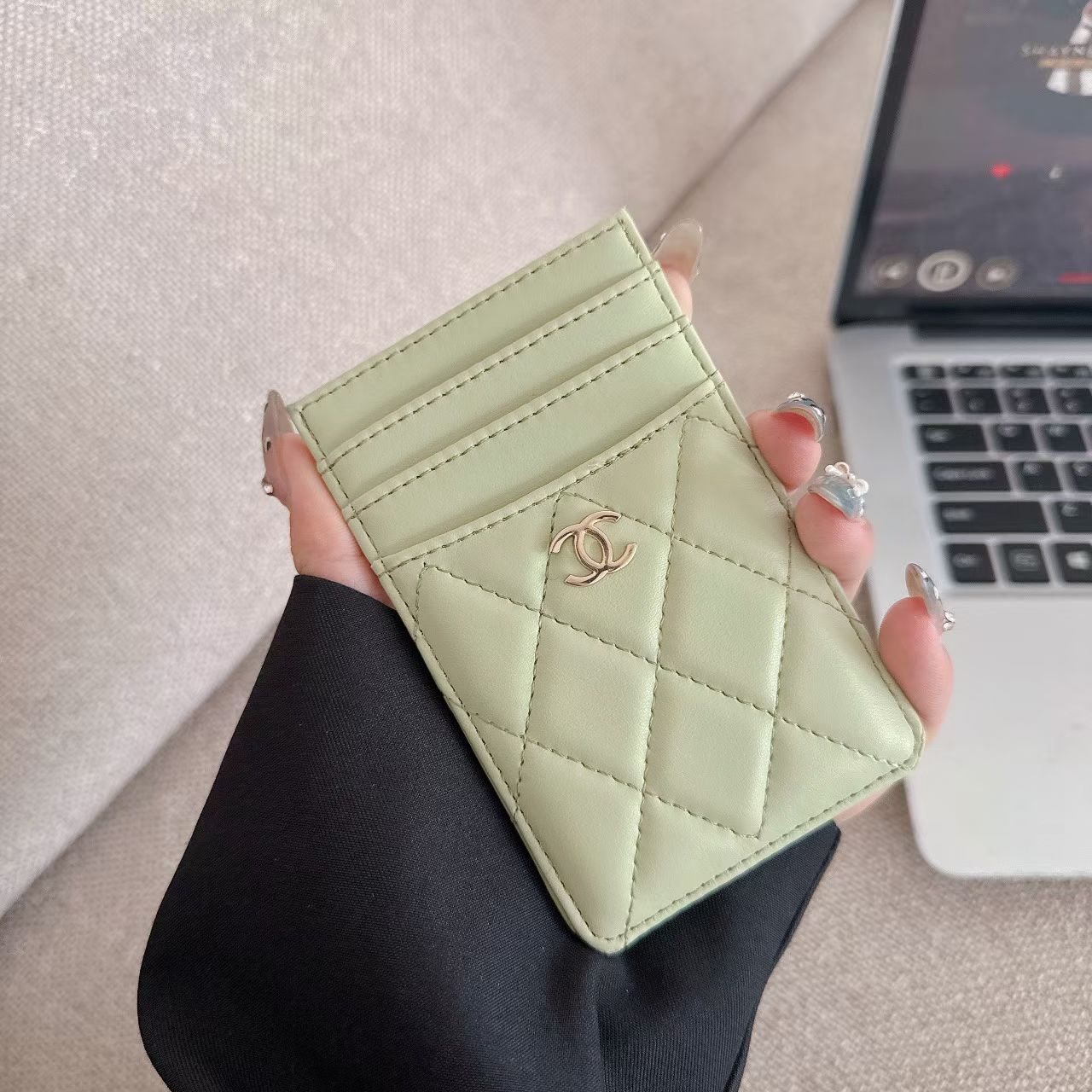 Chanel Quilted Slim Card Holder with Gold CC Logo – Multi-Slot Card Case