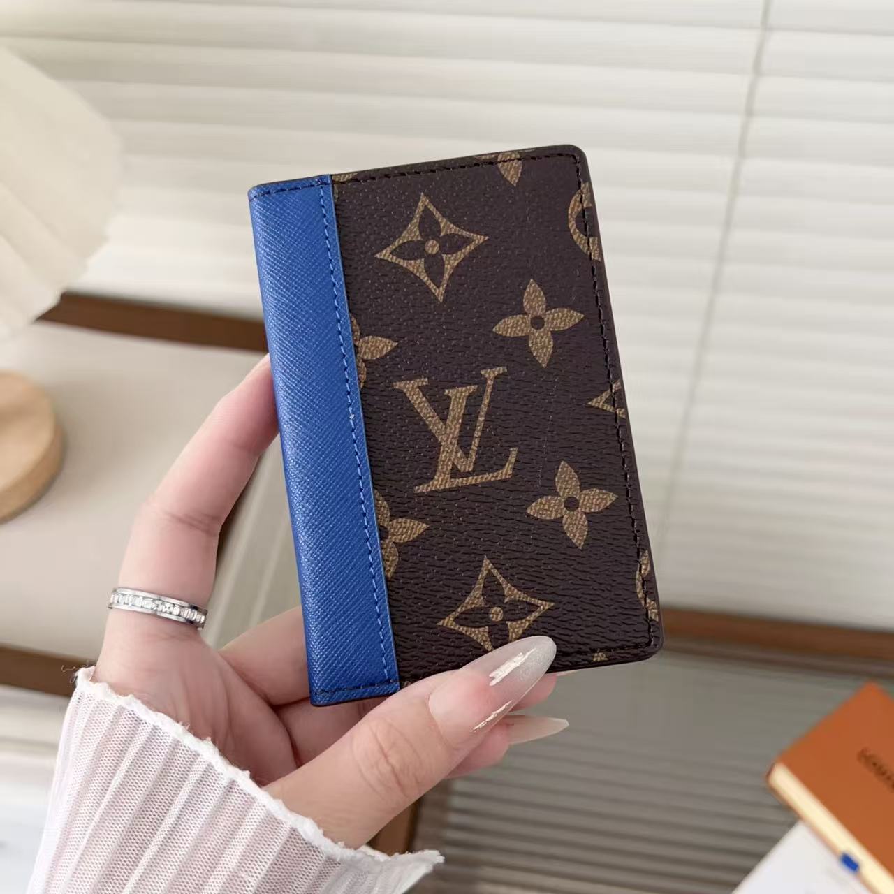 Louis Vuitton Monogram Passport Holder – Bifold Travel Wallet with Card Slots
