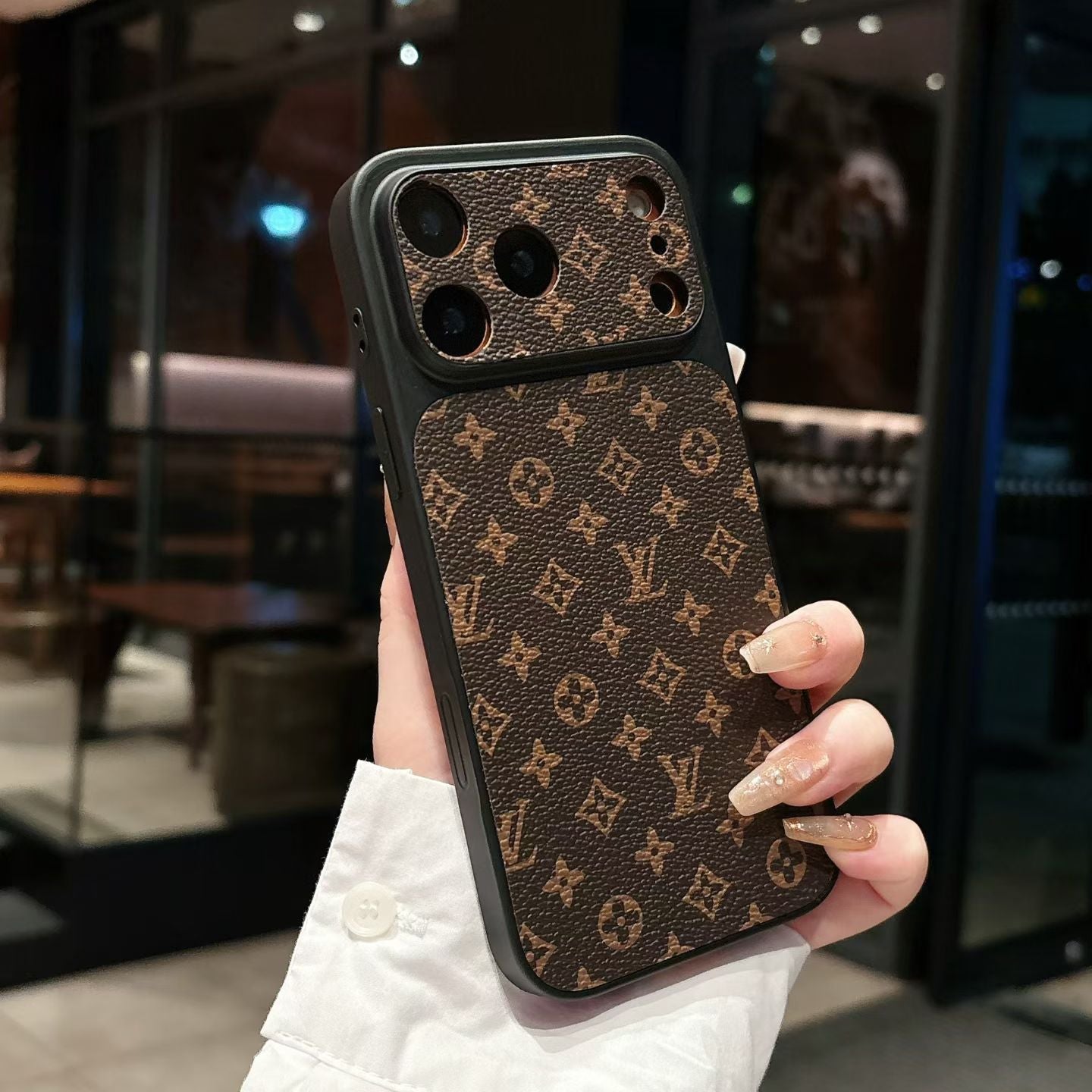Louis Vuitton Monogram & Damier iPhone Case with Full Camera Guard – iPhone 13 to 17 Pro Max