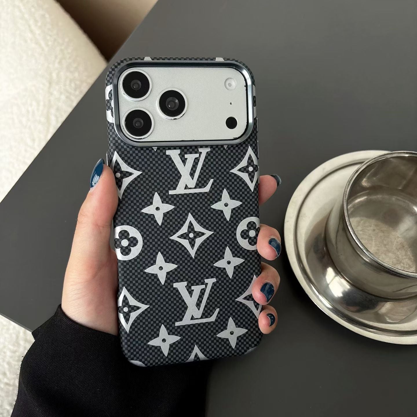 Louis Vuitton Carbon Monogram MagSafe iPhone Case – iPhone 13 to 17 Pro Max