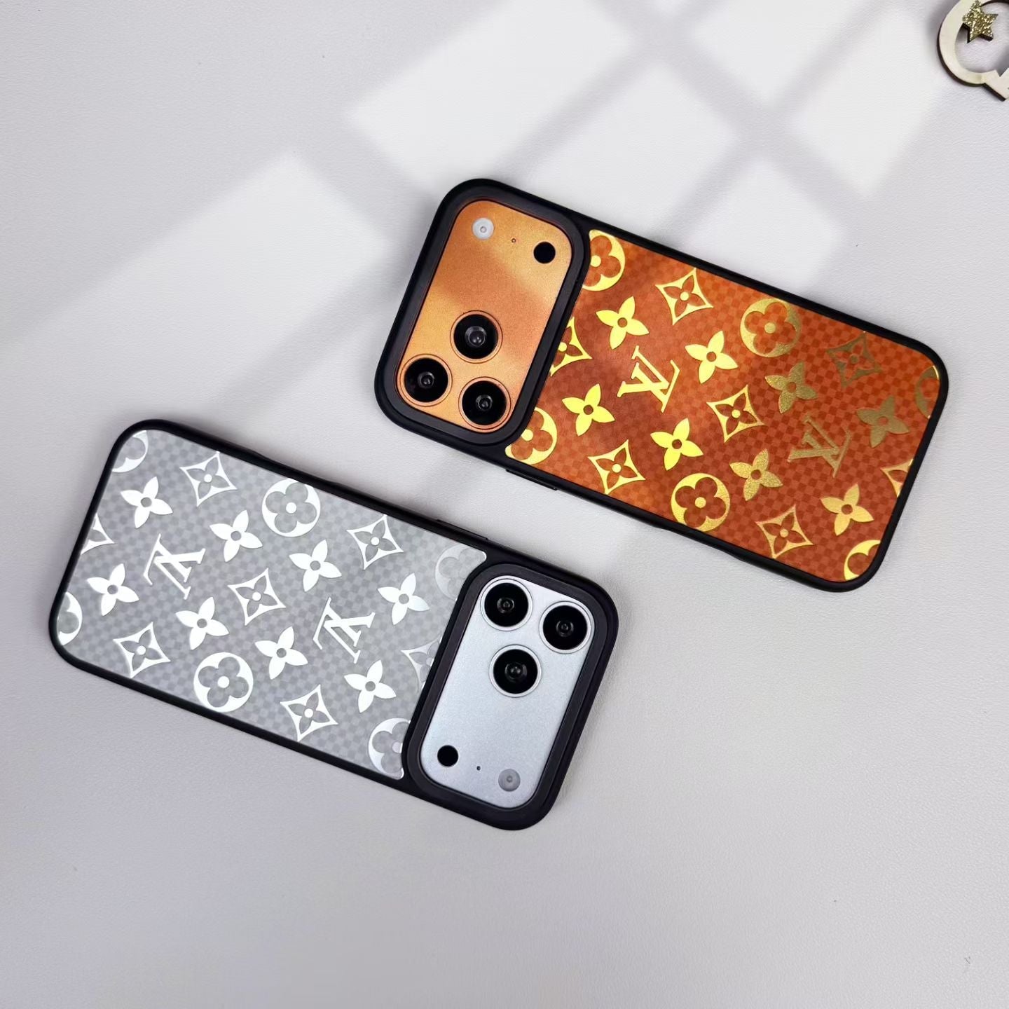 Louis Vuitton Metallic Monogram MagSafe iPhone Case – iPhone 13 to 17 Pro Max