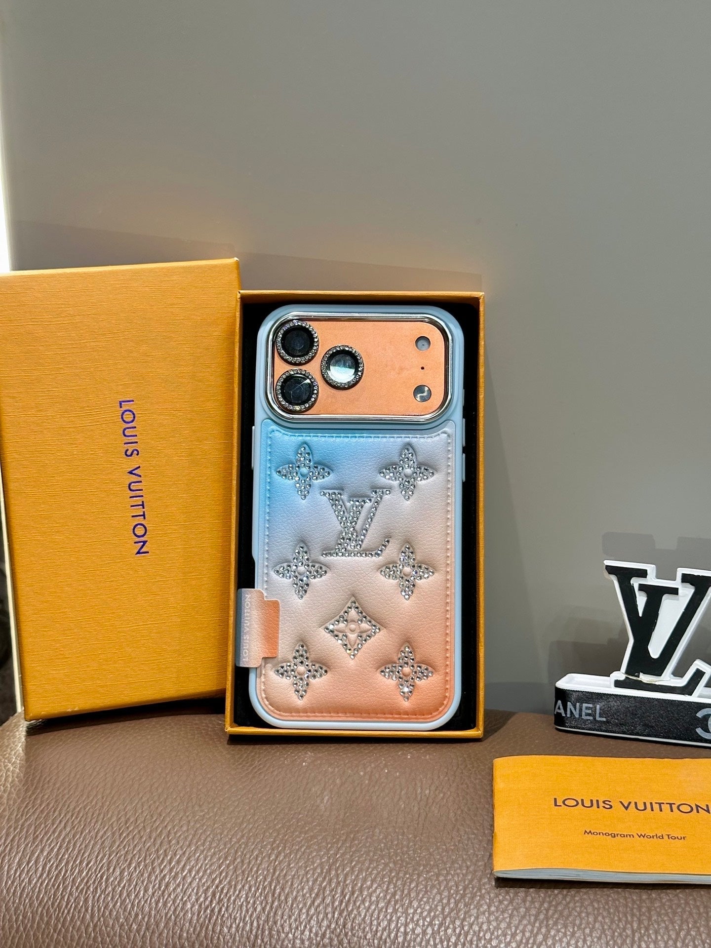 Louis Vuitton Crystal Monogram Gradient iPhone Case – iPhone 13 to 17 Pro Max