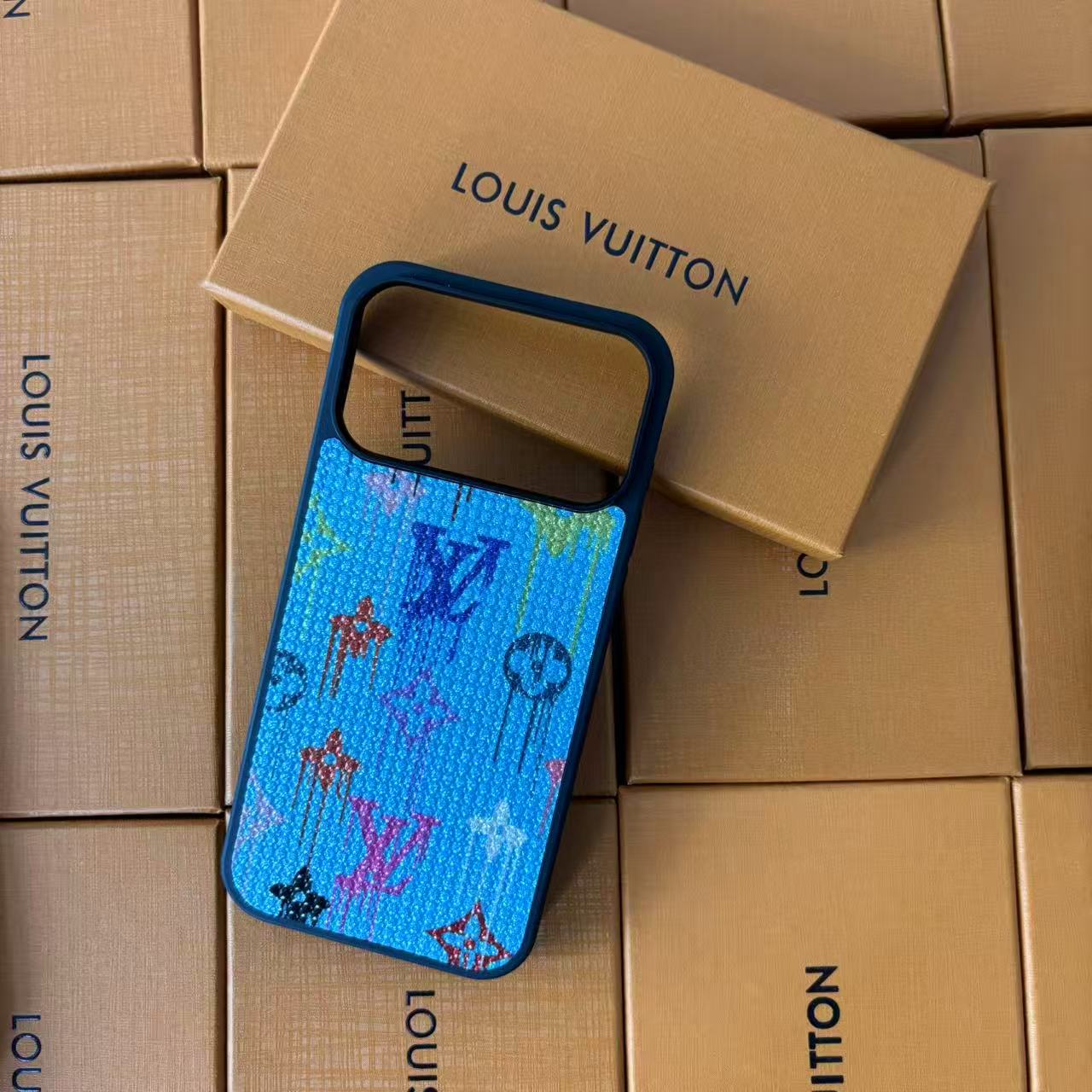 Louis Vuitton Drip Monogram Crystal iPhone Case – iPhone 13 to 17 Pro Max