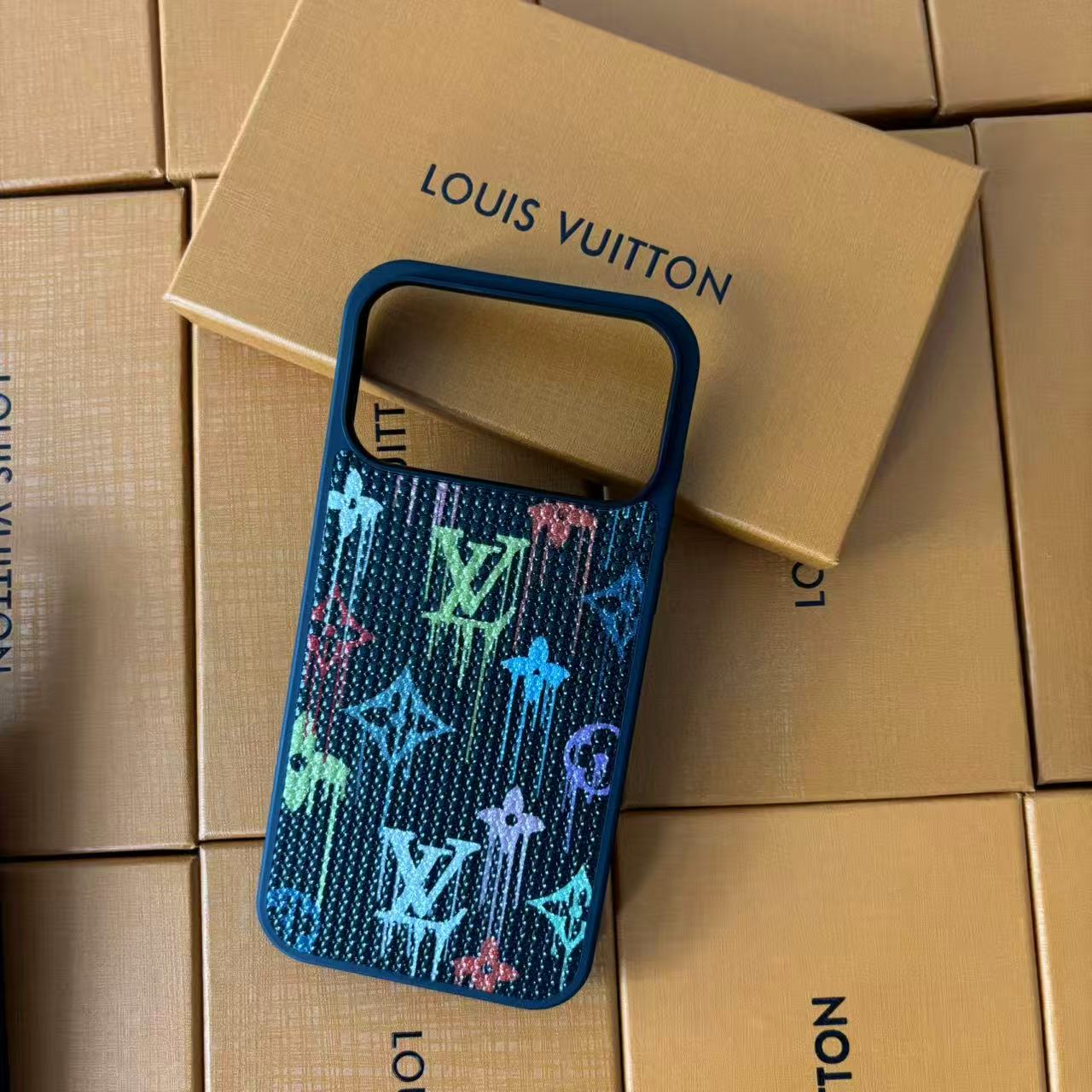 Louis Vuitton Drip Monogram Crystal iPhone Case – iPhone 13 to 17 Pro Max
