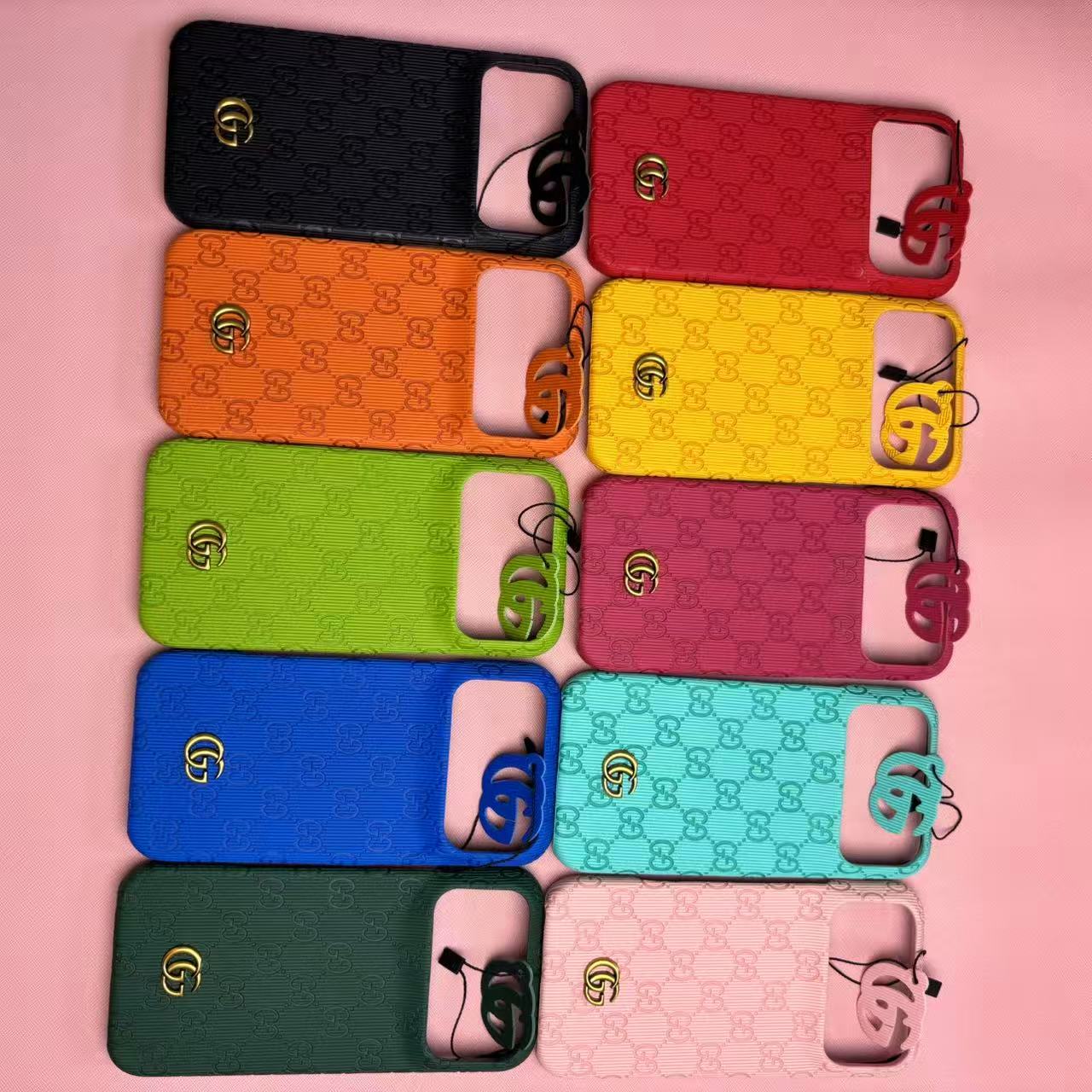 Gucci Embossed GG Ribbed iPhone Case with Logo Charm – iPhone 13 to 17 Pro Max