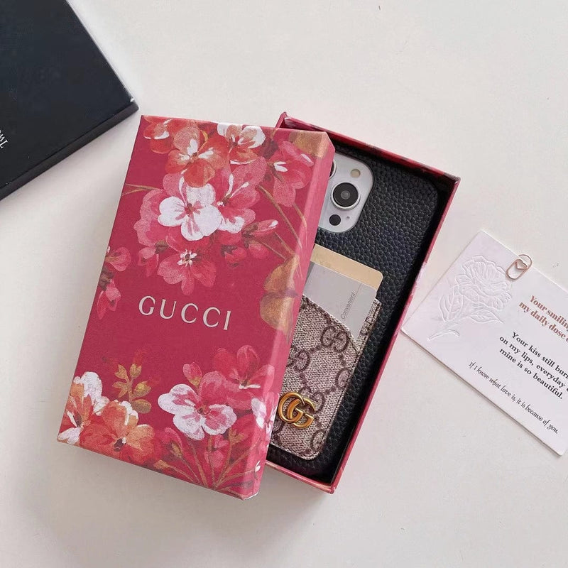 HE Embrace Italian Glamour: Introducing the Gucci iPhone 15 Pouch Case