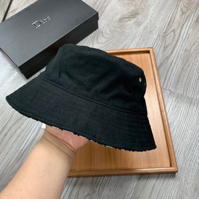 HypedEffect Dior Reversible Faces Bucket Hat