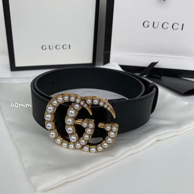 Hypedeffect Elegant Black Gucci Leather Belt - Embellished GG Buckle
