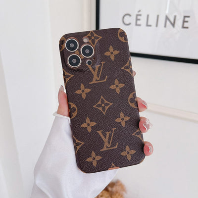 HypedEffect Famous Louis Vuitton & Gucci Patterns iPhone Cases - Unveil Timeless Luxury & Iconic Style