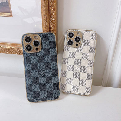 HypedEffect Iconic Louis Vuitton iPhone Cases - Timeless Luxury for iPhone 11, 12, 13, and 14 Pro Max