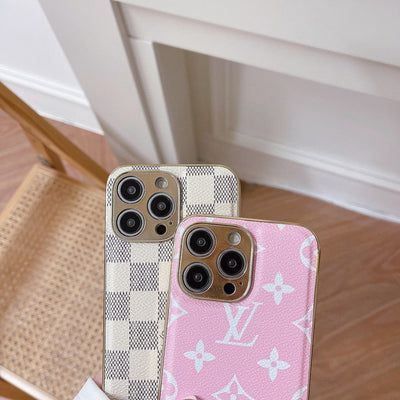 HypedEffect Iconic Louis Vuitton iPhone Cases - Timeless Luxury for iPhone 11, 12, 13, and 14 Pro Max