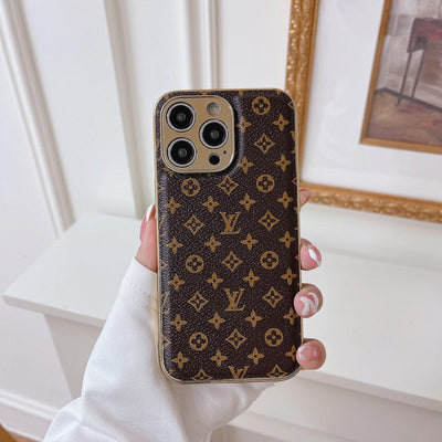 HypedEffect Iconic Louis Vuitton iPhone Cases - Timeless Luxury for iPhone 11, 12, 13, and 14 Pro Max