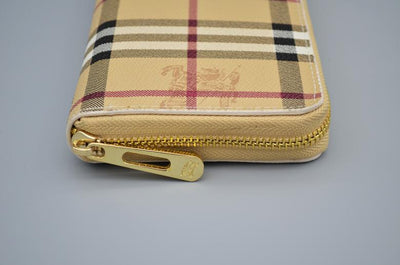 HypedEffect Leather Burberry Wallet