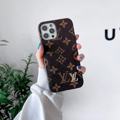 HypedEffect Leather Louis Vuitton Phone Case for iPhone 15