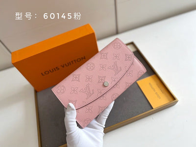 HypedEffect Rose Ballerine Louis Vuitton Wallet
