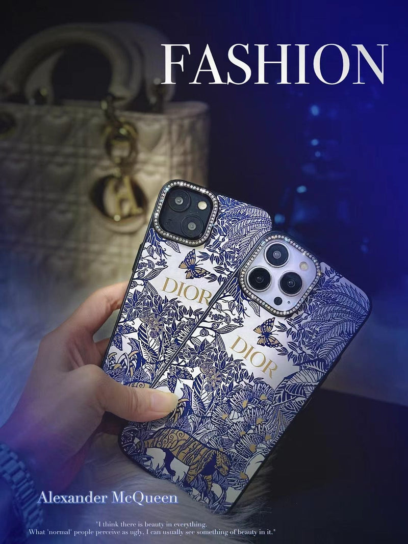 HypedEffects Floral Blue iPhone 15 Pro Max Cover