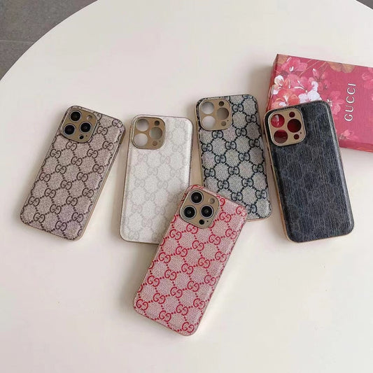 HypedEffects gucci Interlocking G Timeless iPhone 15 Case
