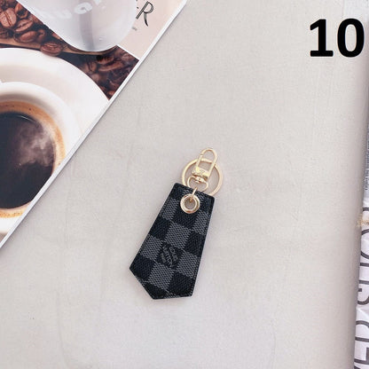 HypedEffects louis vuitton Airtag Case Holder With Keyring