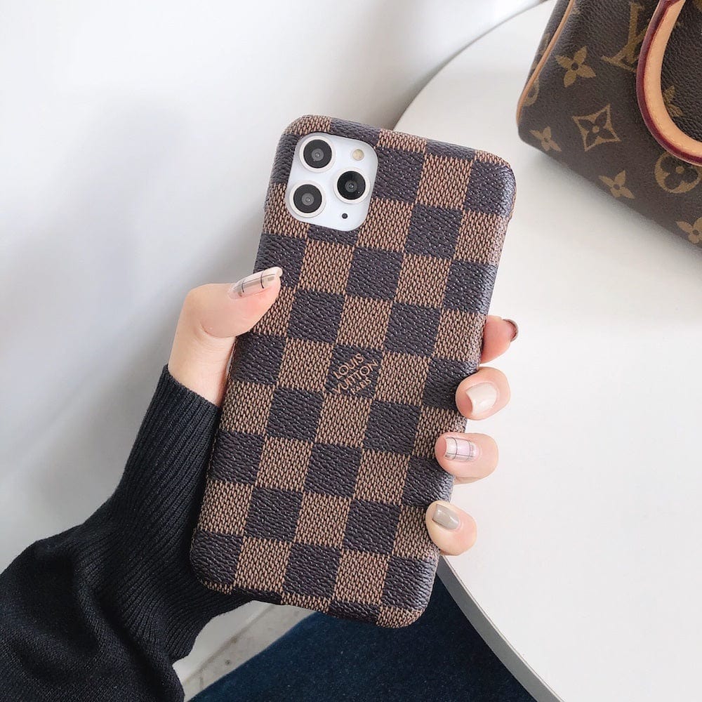 HypedEffects louis vuitton And gucci Iphone 17 Leather Case - More Designs