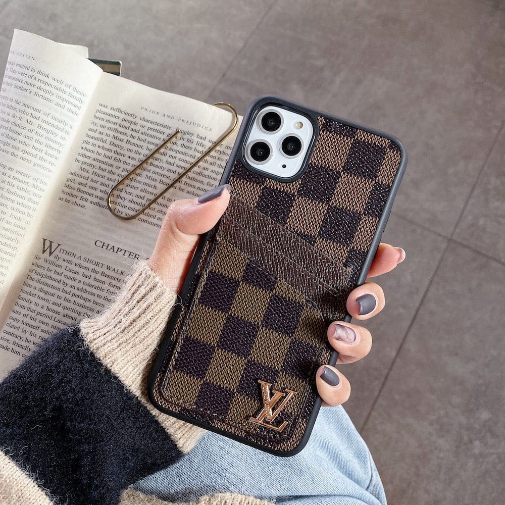 HypedEffects louis vuitton & gucci iPhone 17 Case Collection - Famous Patterns with Integrated Wallet