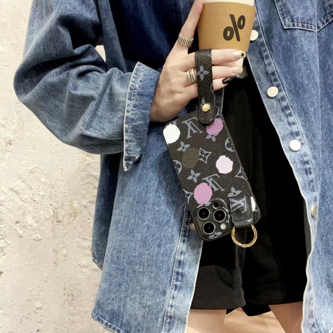 HypedEffects louis vuitton iPhone Cover with Handle | iPhone 12 to iPhone 15