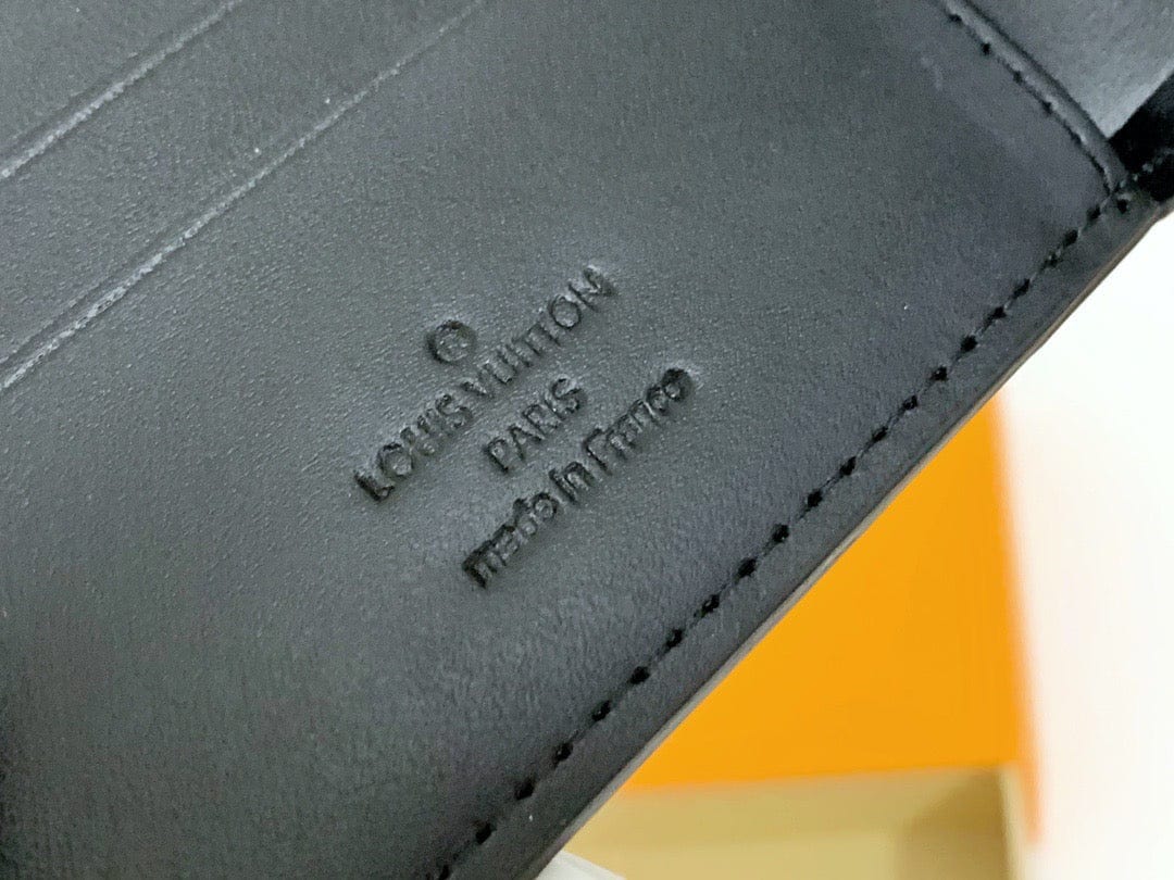 HypedEffects louis vuitton Monogram Wallet