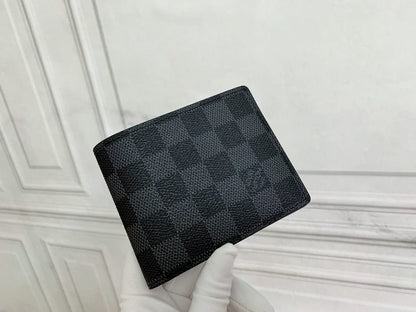 HypedEffects louis vuitton Monogram Wallet