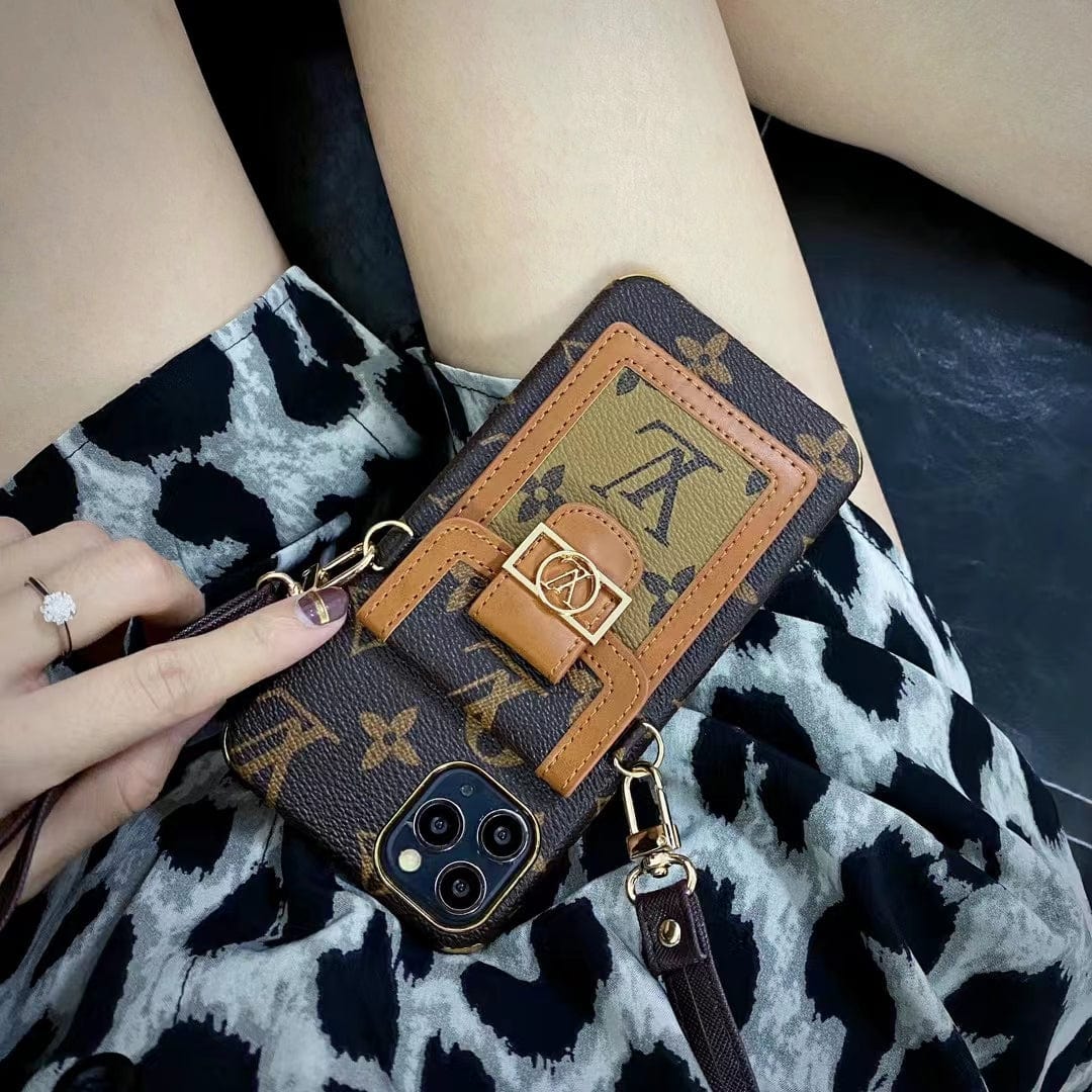 HypedEffects louis vuitton Signature Monogram iPhone 15 Phone Case