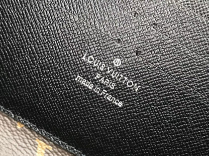 HypedEffects Luxury Monogram Wristlet Wallet
