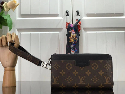 HypedEffects Luxury Monogram Wristlet Wallet